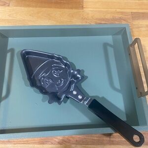 Elf on the shelf  Face Pancake Pan with Black Handle